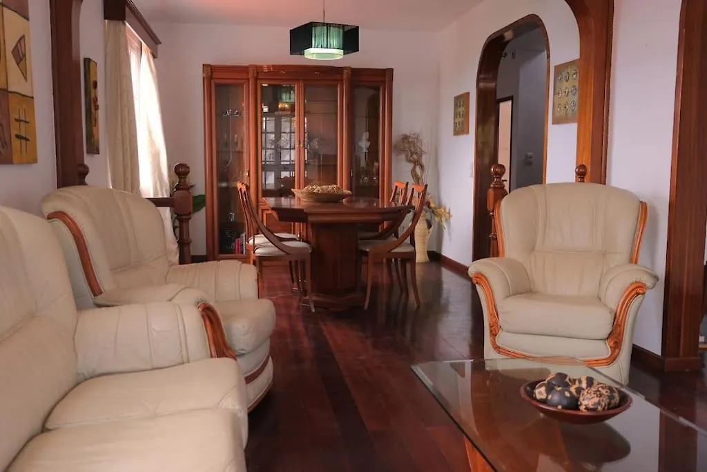 Casa Menezes Sunrise And Sunset Every Day Calheta  0*, Calheta (Madeira)