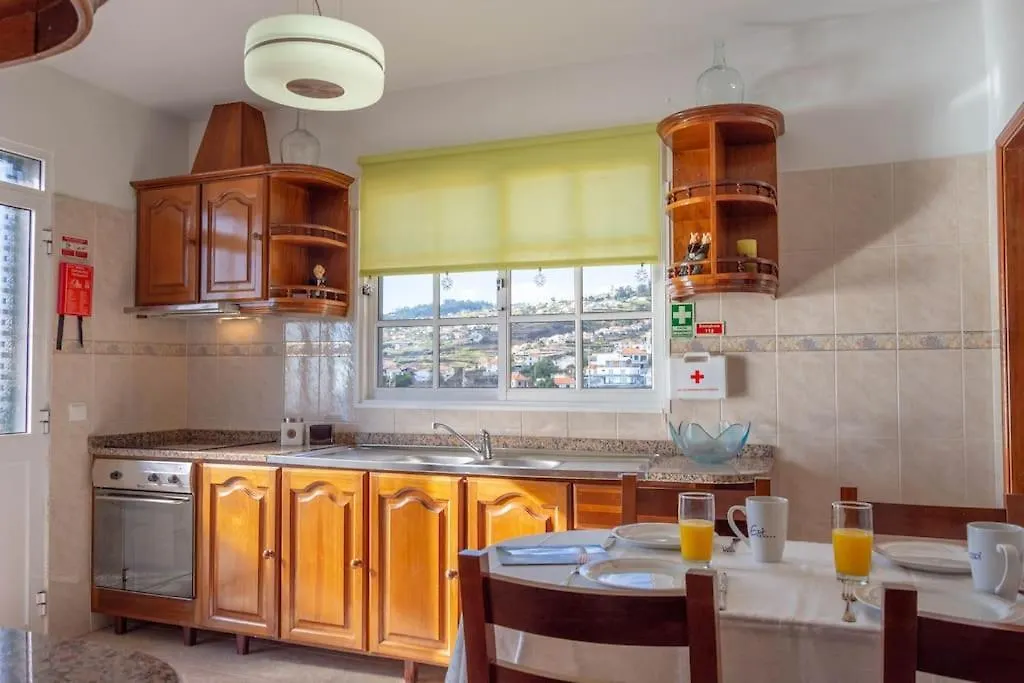 Casa Menezes Sunrise And Sunset Every Day Calheta  0*, Calheta (Madeira) Portugalsko